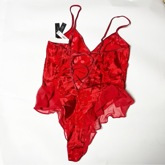 NWT Victoria’s Secret Burnout Satin Teddy in Red S - Picture 6 of 8